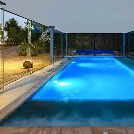 House & Wine בית נופש